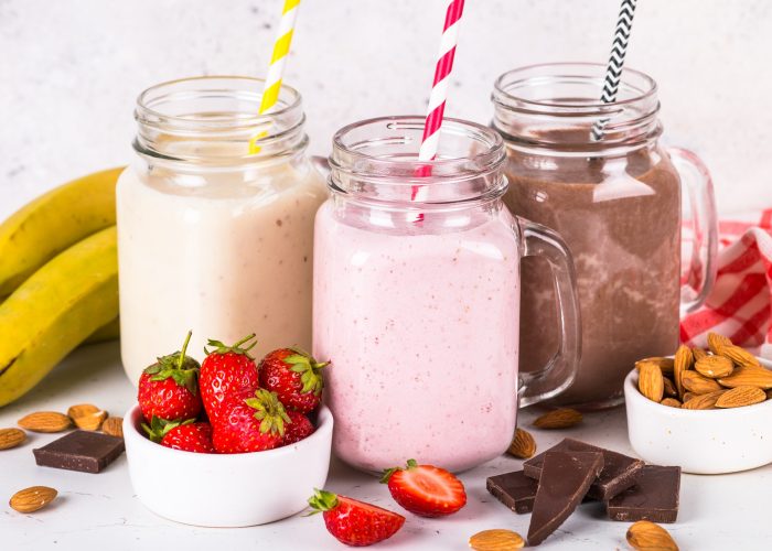 banana-chocolate-and-strawberry-milkshakes.jpg